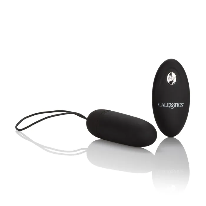 Female Sex Toys Calexotics RemoteControlled Waterproof Vibrating Bullet 12 Fun Settings