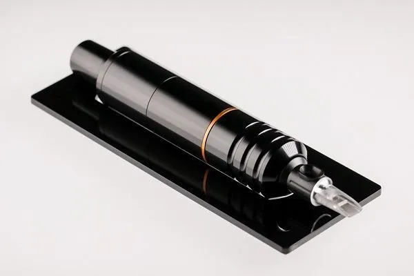 Cheyenne Hawk Pen Black Cheyenne Anal