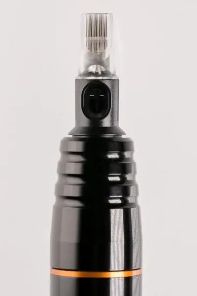 Cheyenne Hawk Pen Black Cheyenne Anal